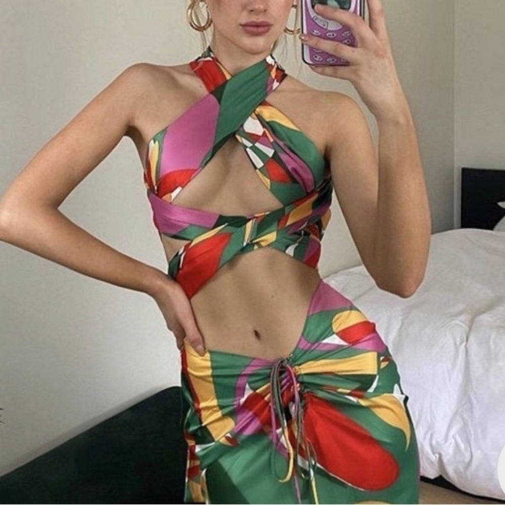 MULTI STYLE TWO PIECE BOHO HALTER BANDAGE TOP AND RUNCHED DRAWSTRING MIDI SKIRT.